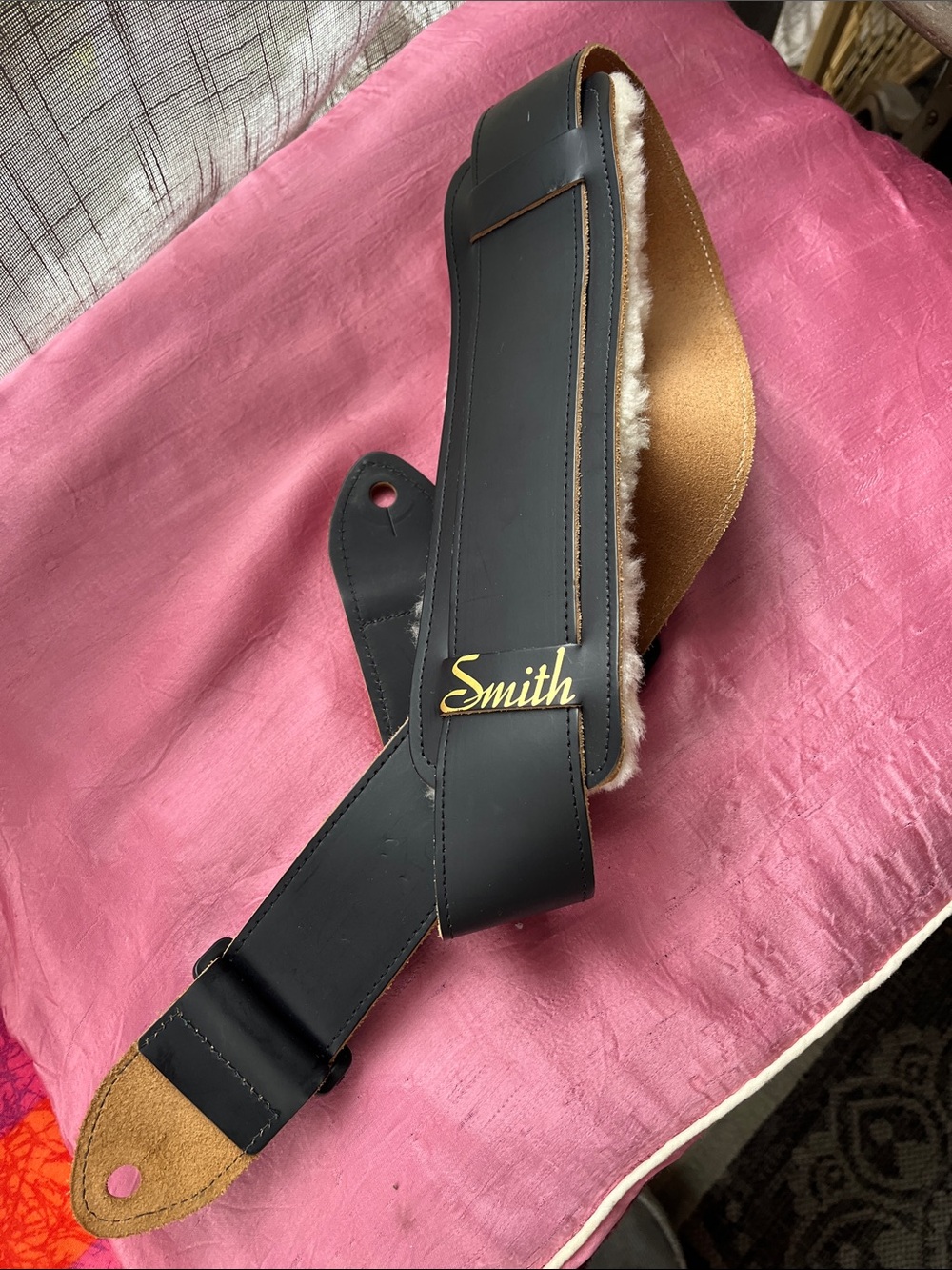 SMITH Black Leather Guitar Strap with Shearling Lining and Gold Logo
